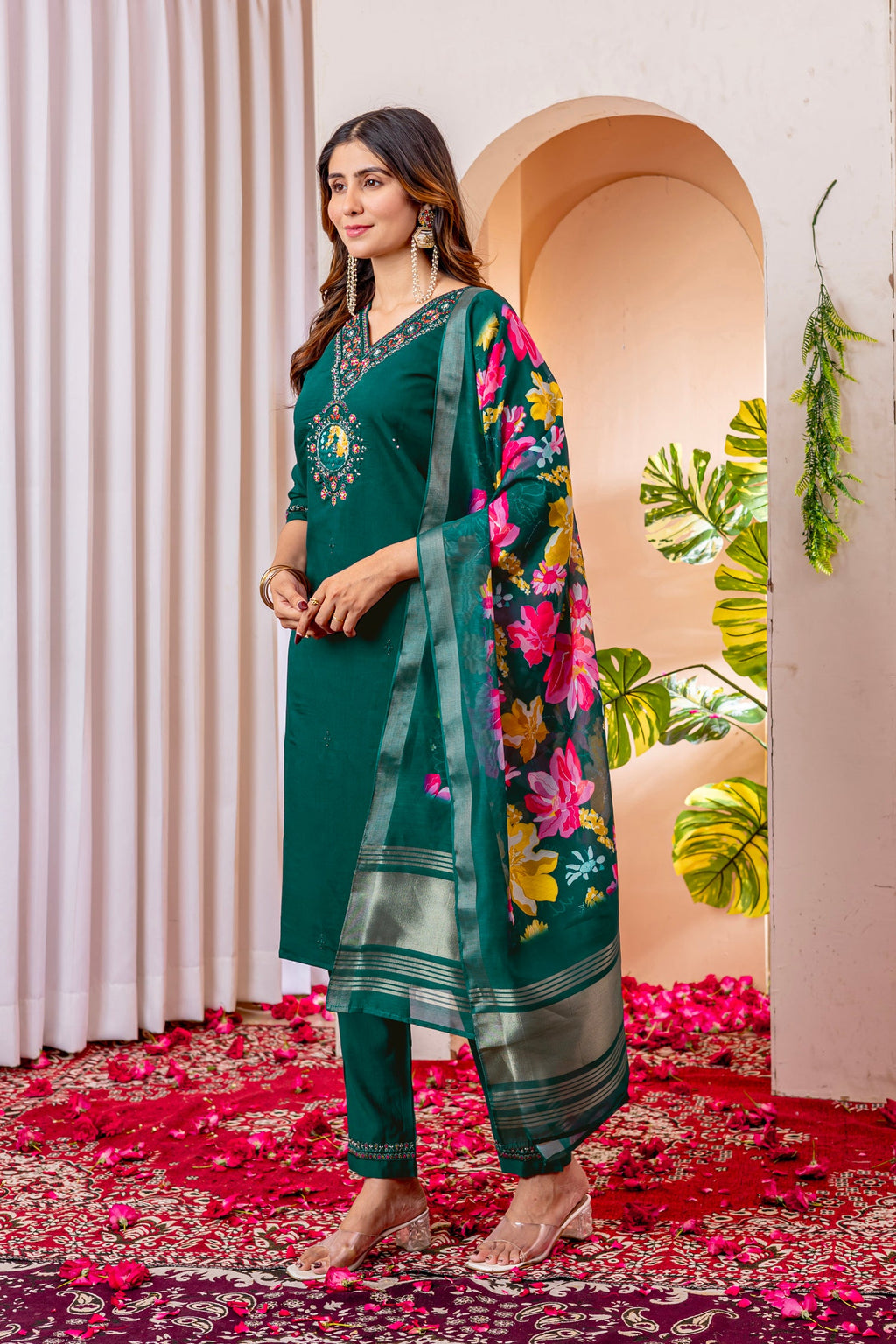 Lorenvalley Fashion Green Marina Viscose Silk Embroidery Thread With Hand Work Kurta Pant Dupatta