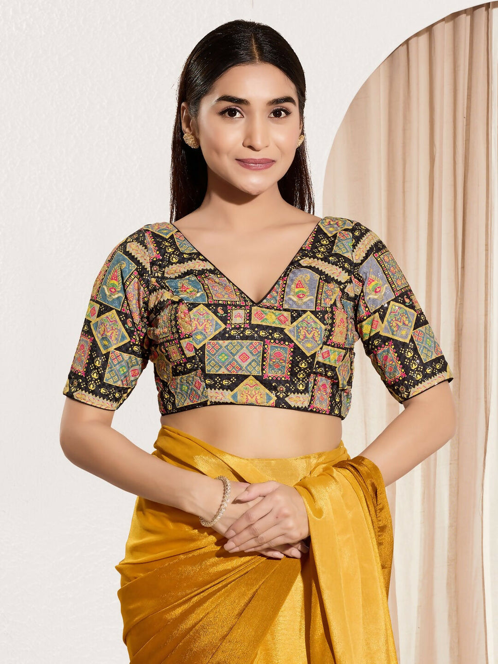 Black viscose rayon padded blouse with V-neck and elbow sleeves
