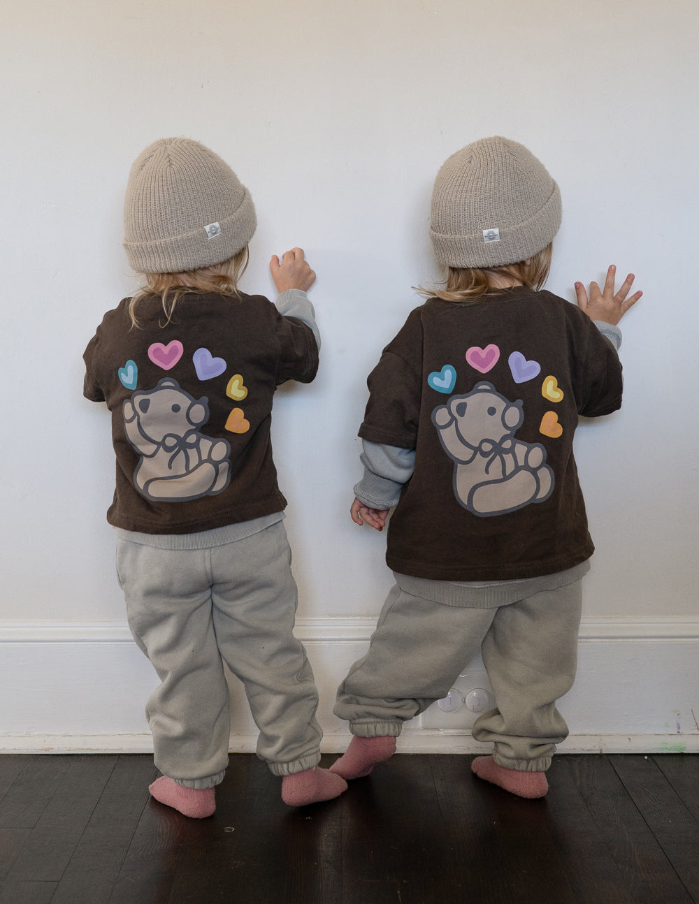 Kids Jesus Loves You Cotton Graphic Tee – Brown & Multi-Color