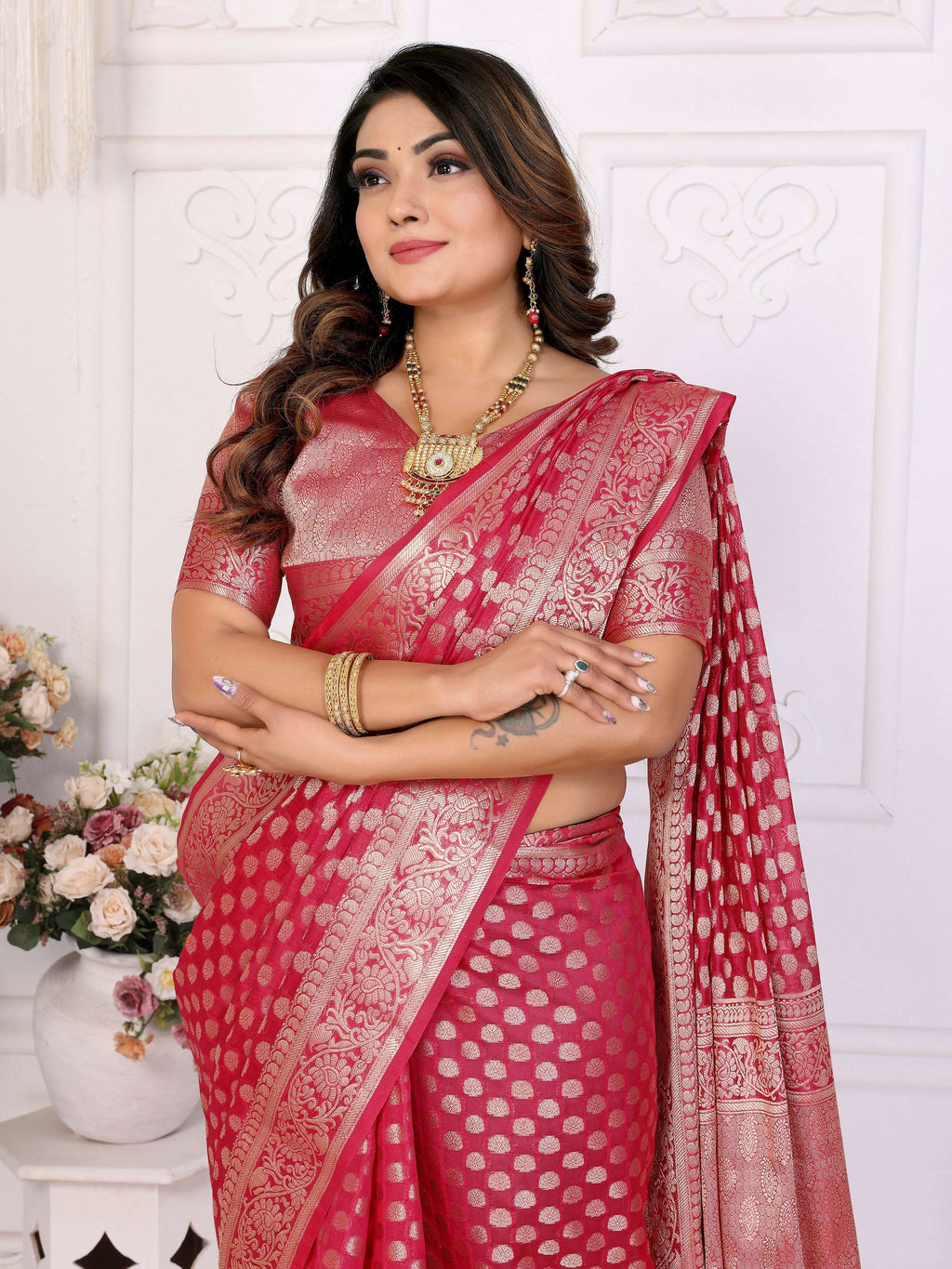 Magenta Organza Silk Saree with Elegant Weaving Patterns