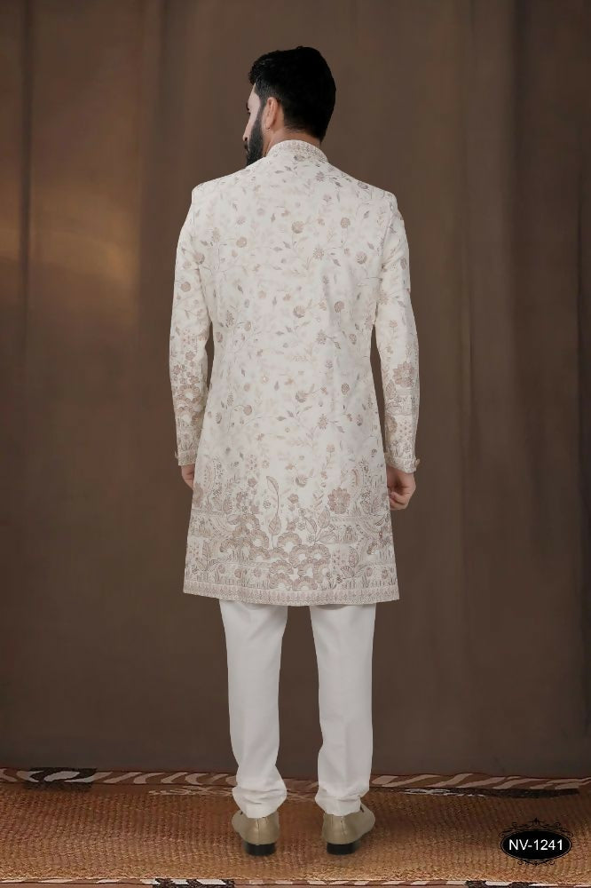 Boys Base Off-White Embroidered Kurta and Pyjama Set