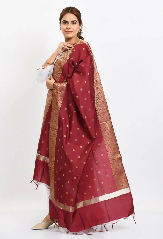 Women's Maroon Banarsi Silk Dupatta with Gold Woven Design