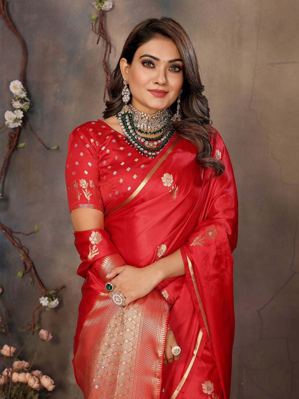 Red Floral & Botanical Motif Satin Silk Banarasi Saree