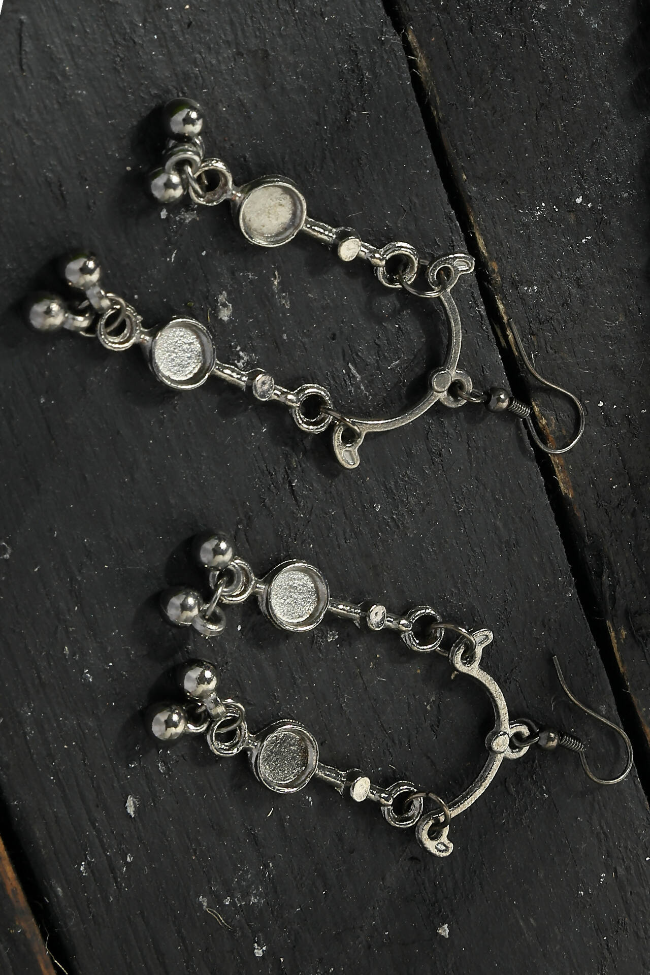 Edgy Black-Plated Brass Statement Choker Necklace