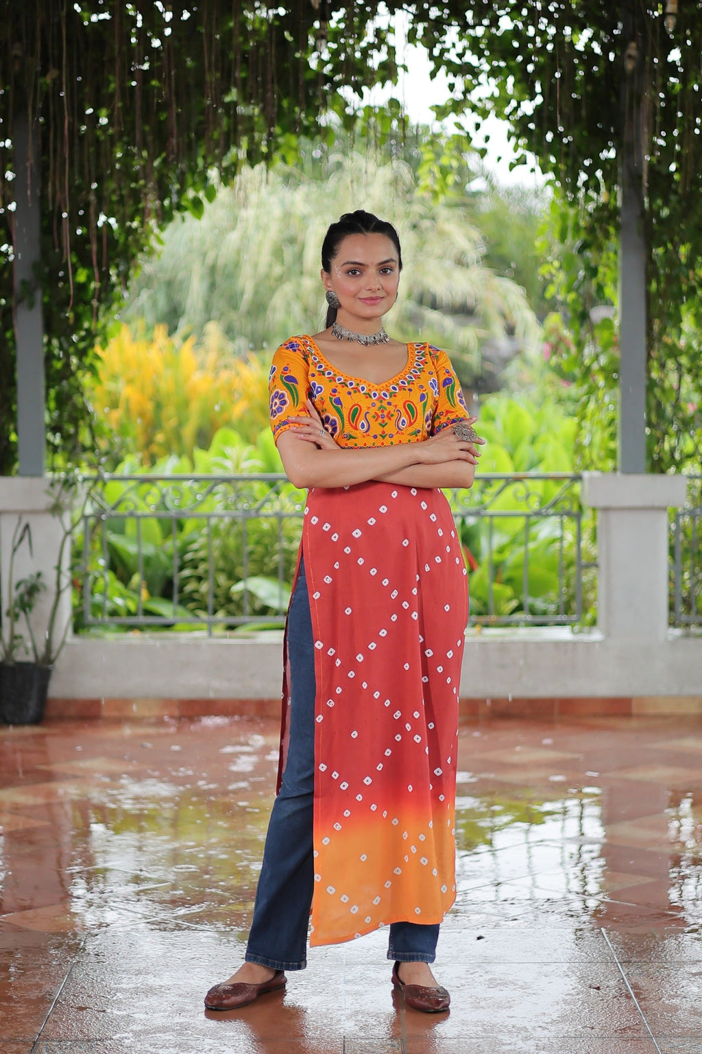 Red Rayon Printed Kurti with Traditional Kutchi Gamthi Work