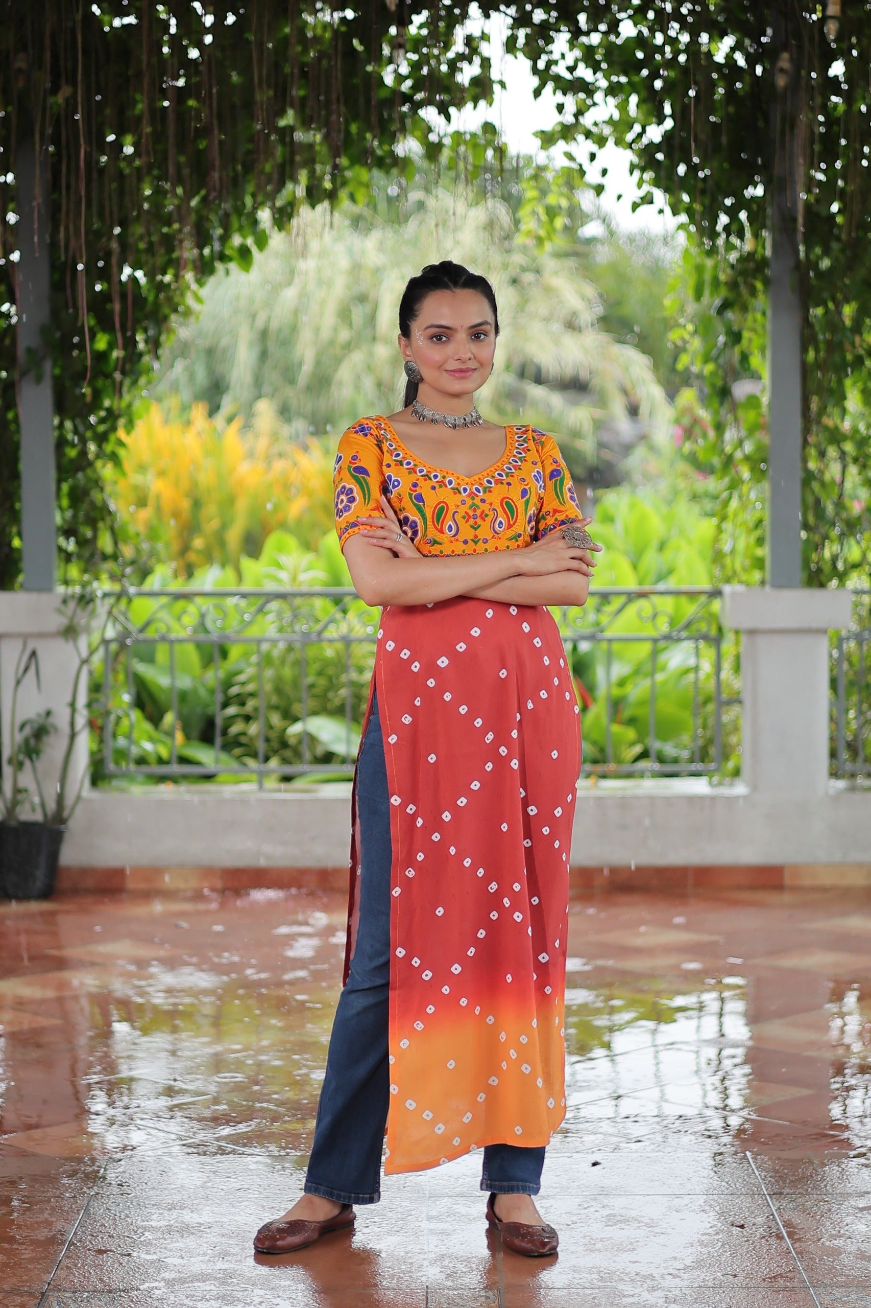 Red Rayon Printed Kurti with Traditional Kutchi Gamthi Work