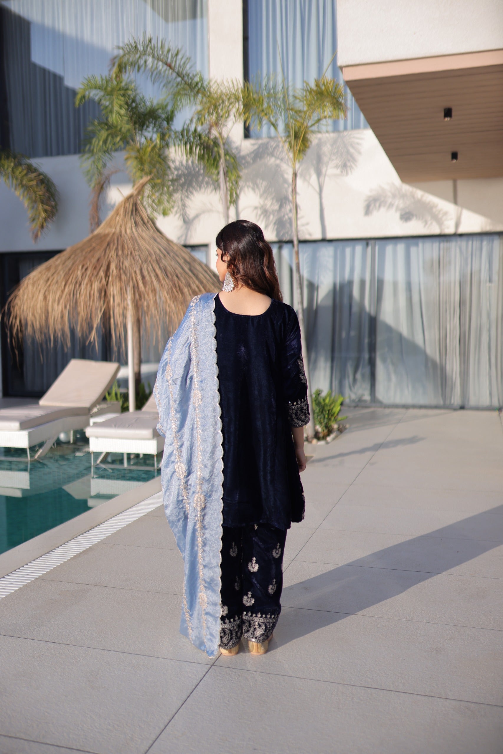 Prazu Fashion Navy Blue Velvet With Rich Zari Embroidered Work Salwar Suit