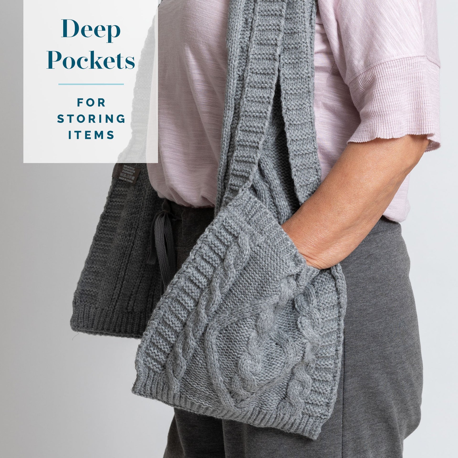 Knit Scarf with Pockets