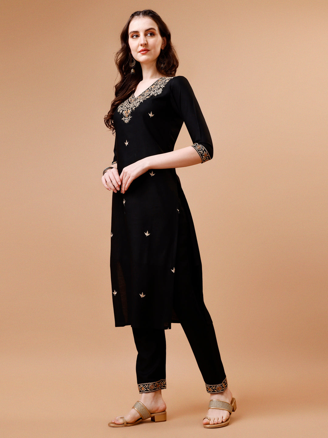 Premium Multicolor Embroidered Kurta Set with Floral Cut Work Dupatta