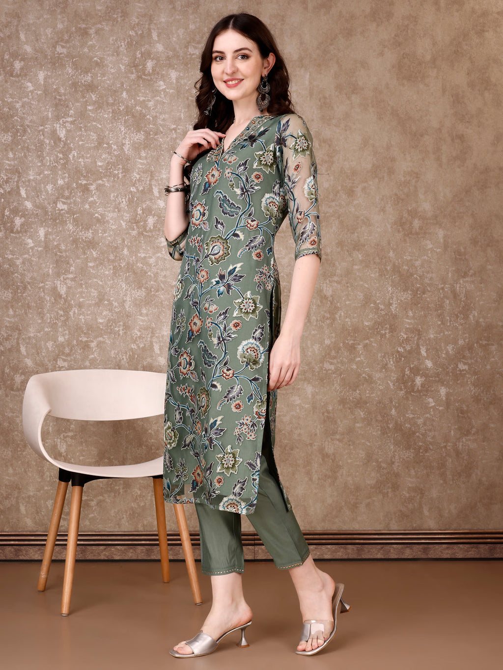 Green Hand Embroidered Brasso Kurta with Pant and Organza Dupatta