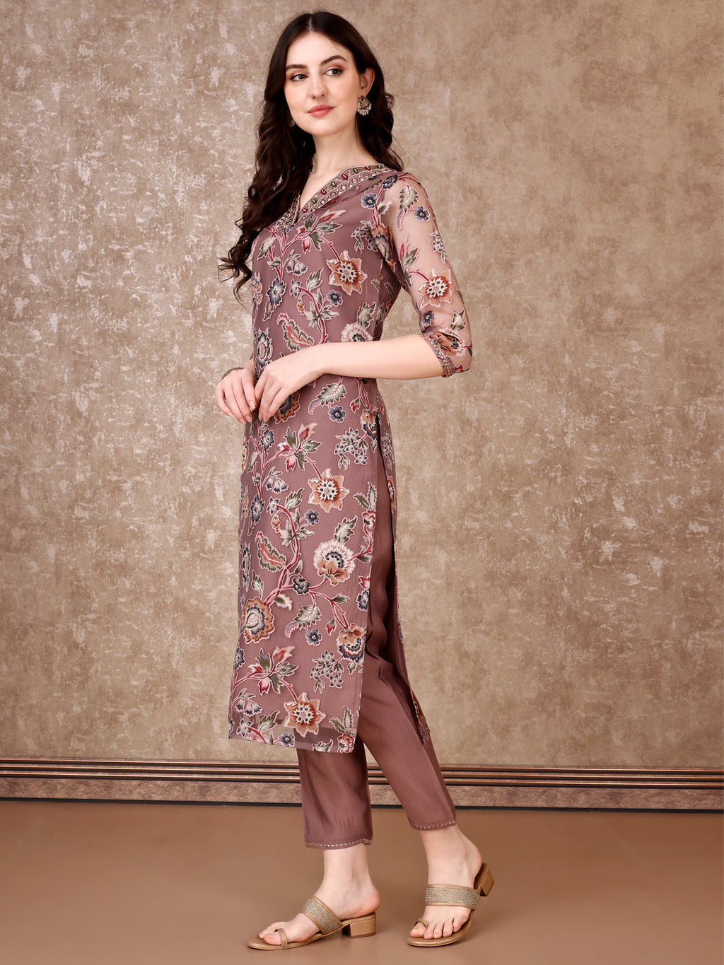 Purple Hand Embroidered Brasso Kurta Set with Organza Dupatta