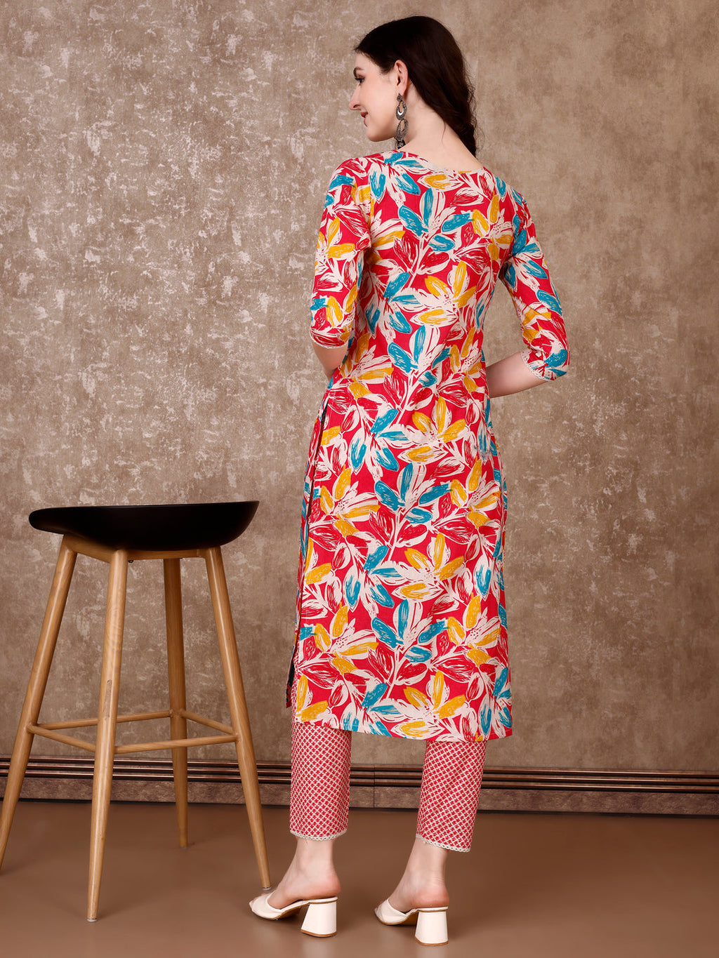 Pink Floral Cotton Kurta Set with Pant and Dupatta for Women