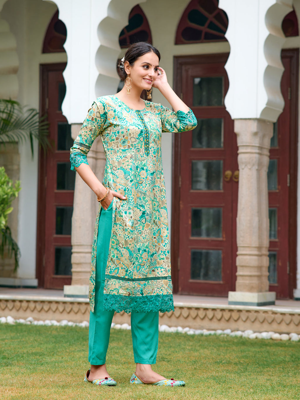 Blue Embroidered Floral Printed Kurta Set with Pant and Dupatta