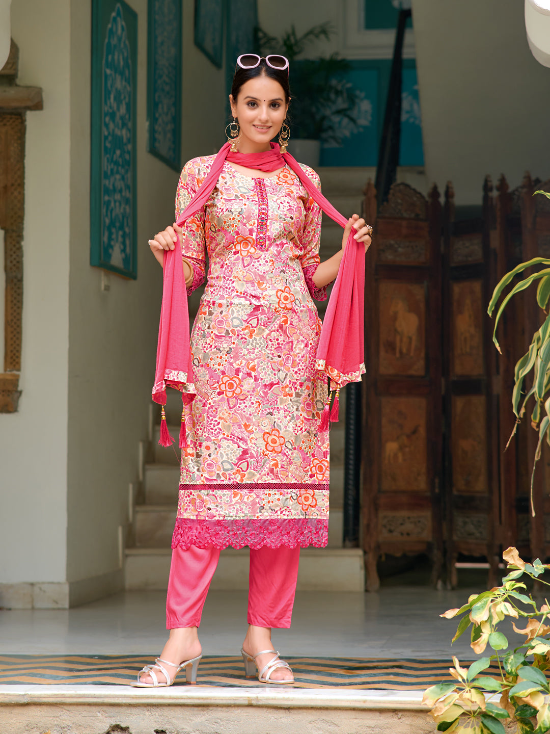 Pink floral printed kurta set with embroidery featuring 3/4 sleeves and matching dupatta