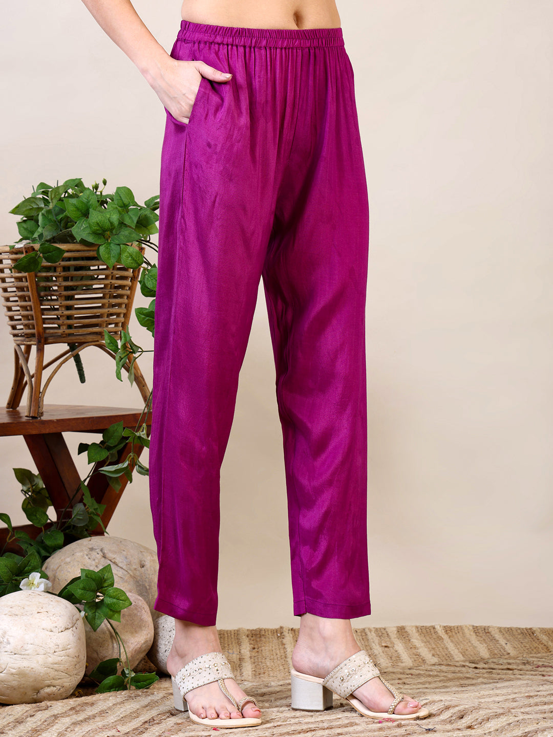 Pink Leheriya Printed Chanderi Kurta with Pant and Dupatta
