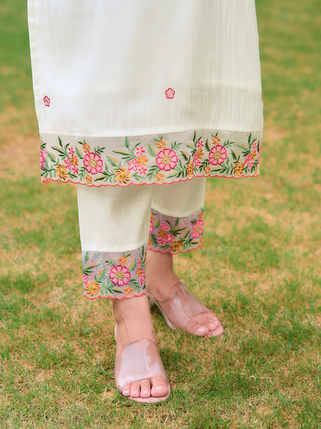 Embroidered White Kurta Set with Organza Floral Dupatta