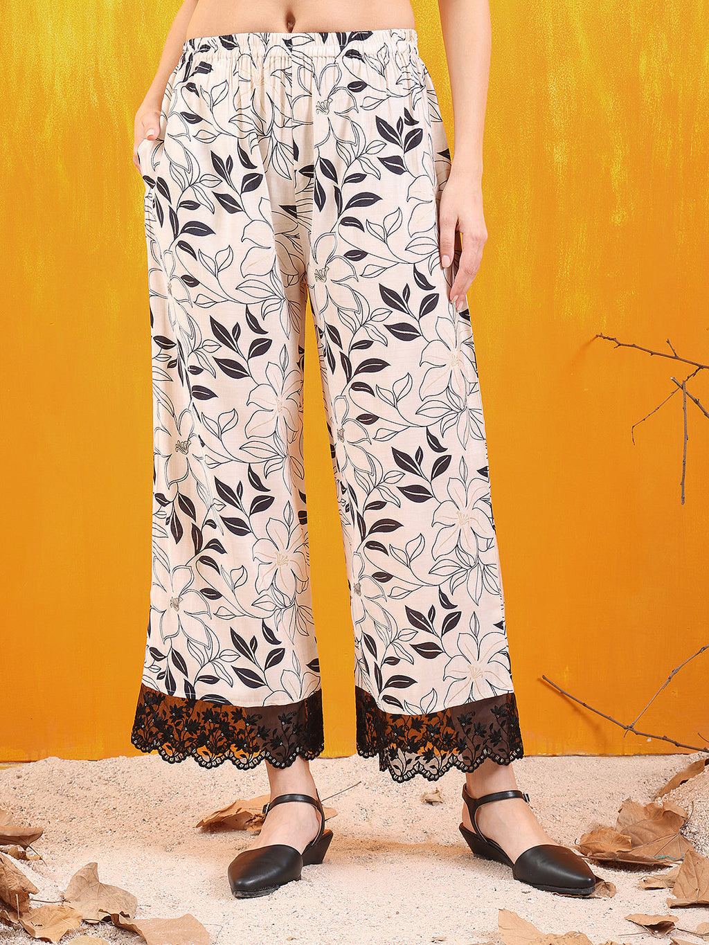 White Chanderi Floral Embroidered Kurta Set with Lace Details