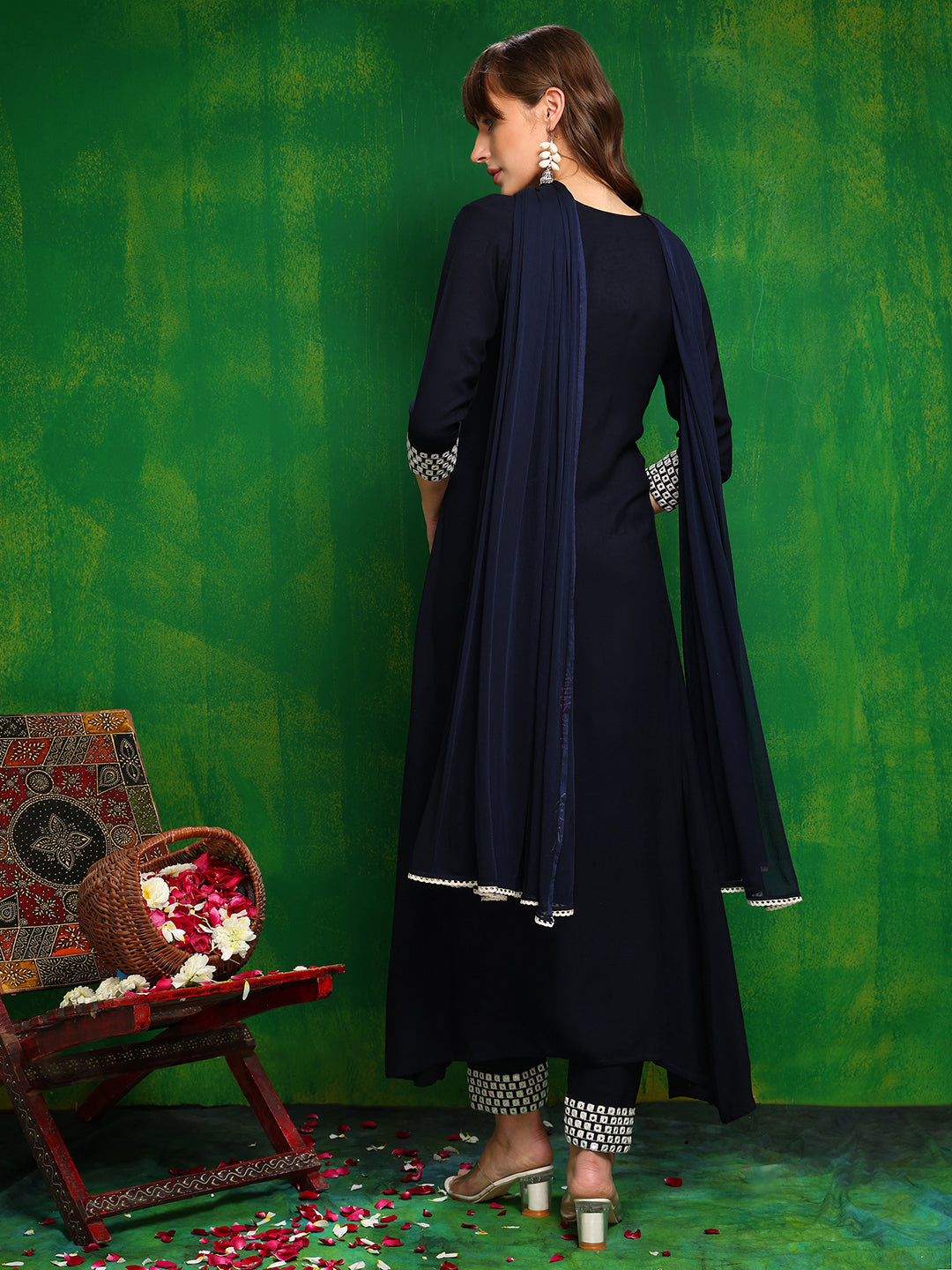 Navy Blue Mirror Embroidered Kurta Set with Necklace Dupatta