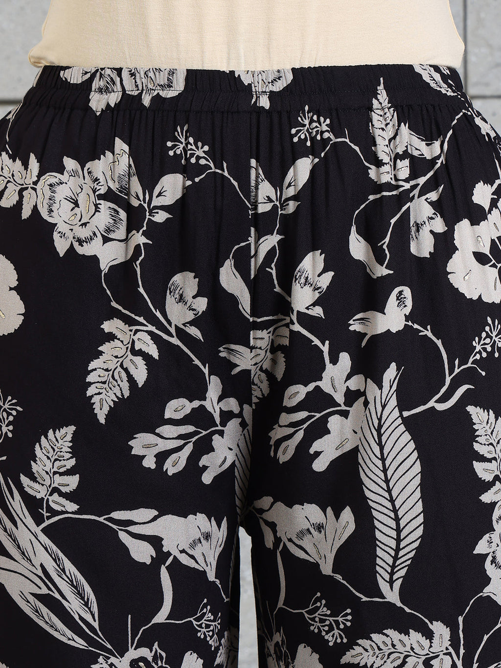 Black Botanical Printed Kurta with Palazzo Co-Ord Set