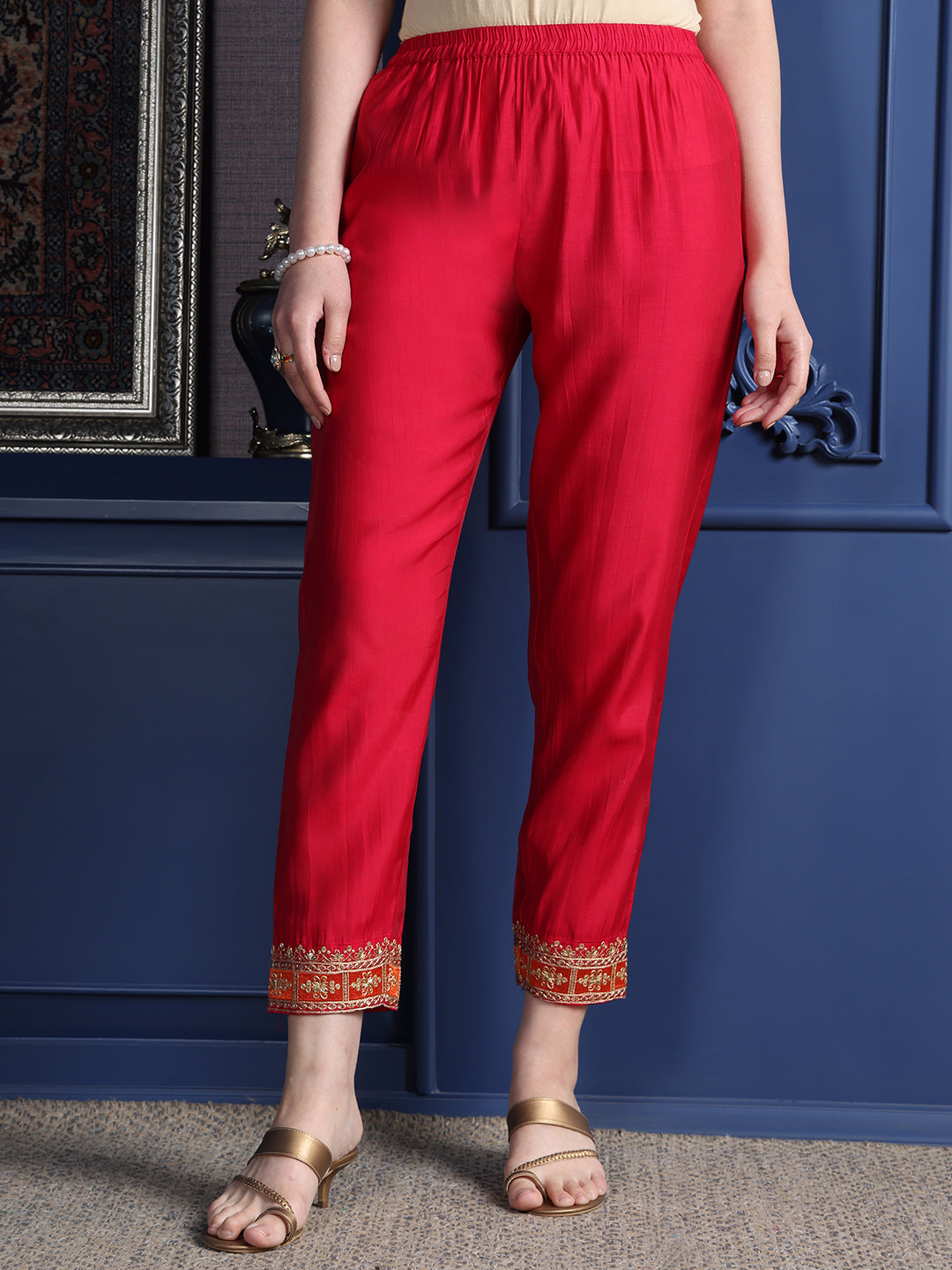 Embroidered Pink Kurta Set with Two-Toned Dupatta