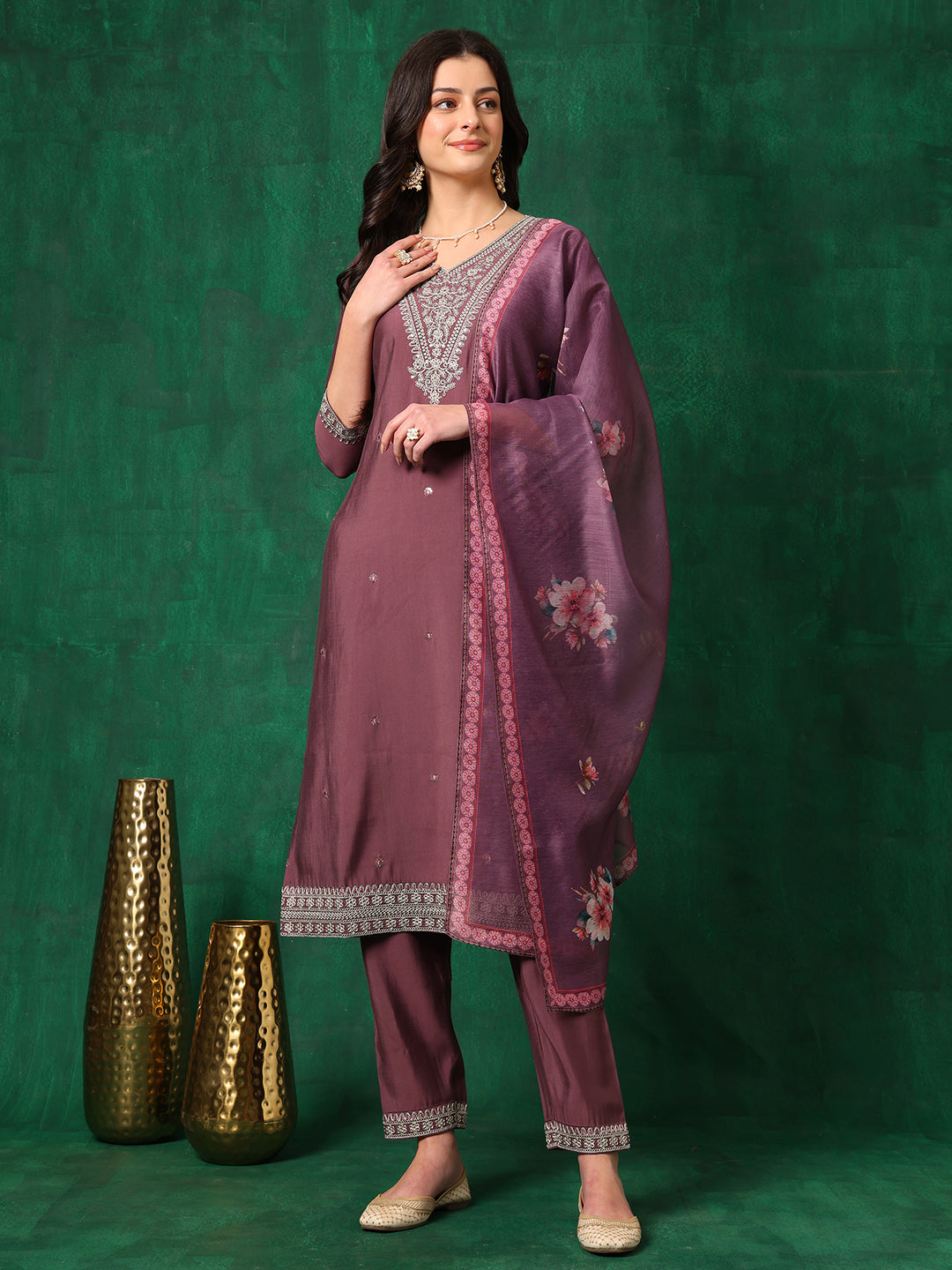 Mauve Chanderi kurta featuring sequined embroidery with matching pants and printed dupatta.