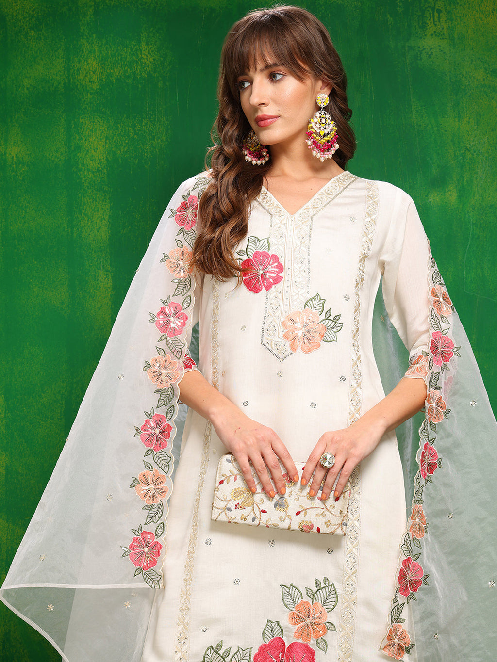 White Chanderi Kurta Set with Sequins and Thread Embroidery