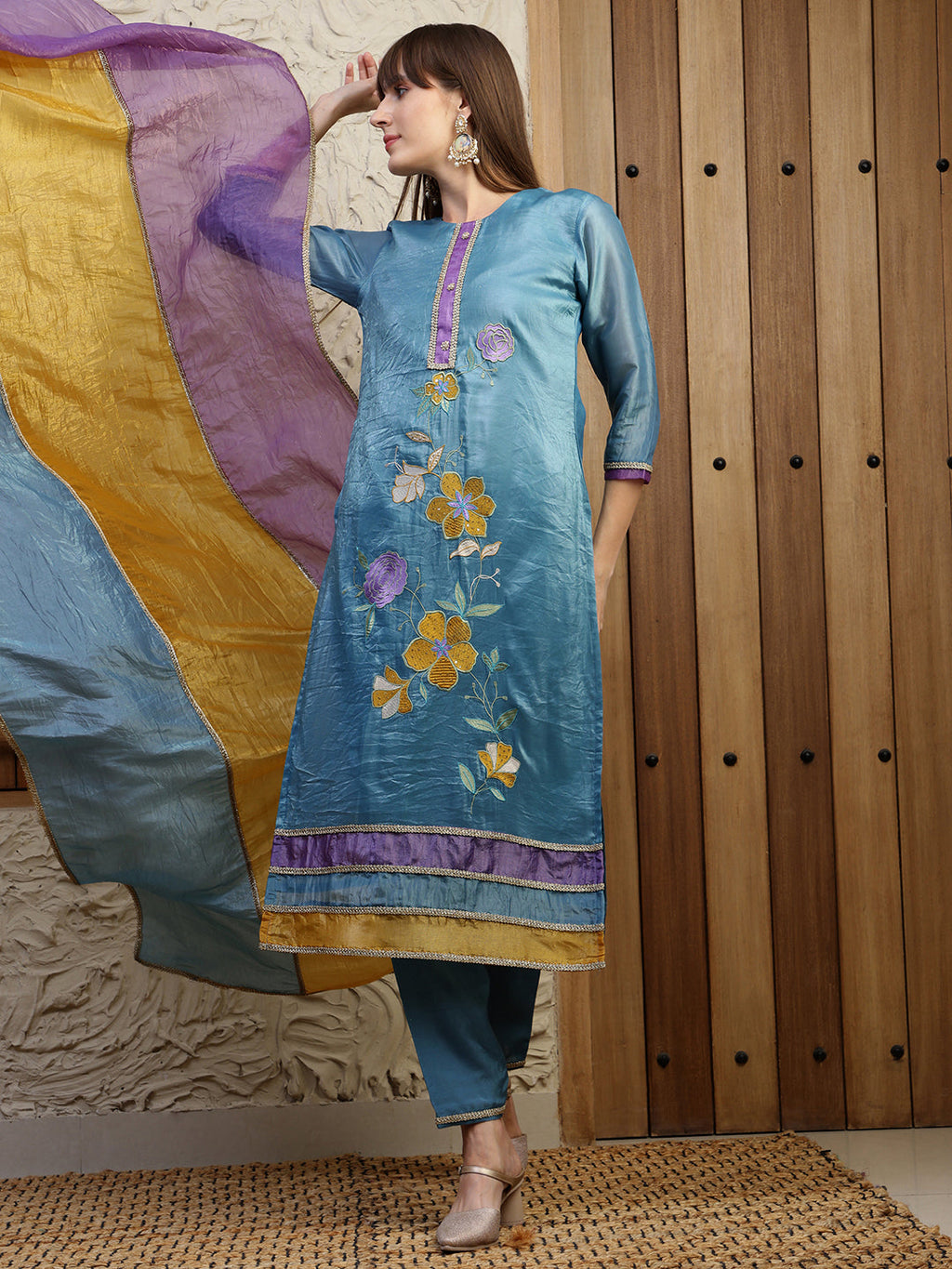 Blue Hand Embroidered Silk-Blend Kurta Set with Dual Toned Dupatta
