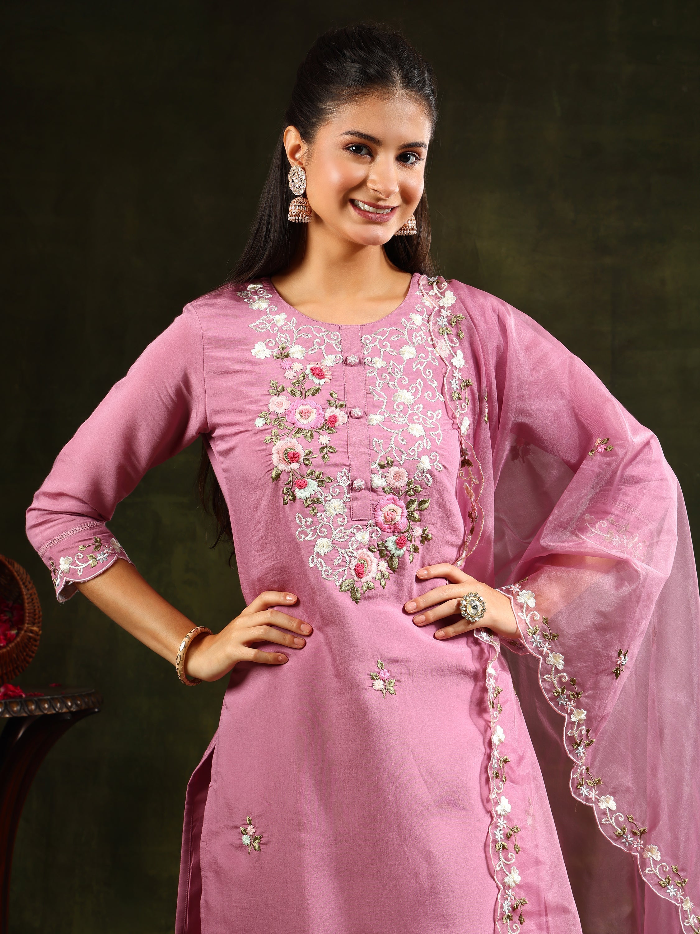 Pink Embroidered Kurta Set with Pant and Organza Dupatta