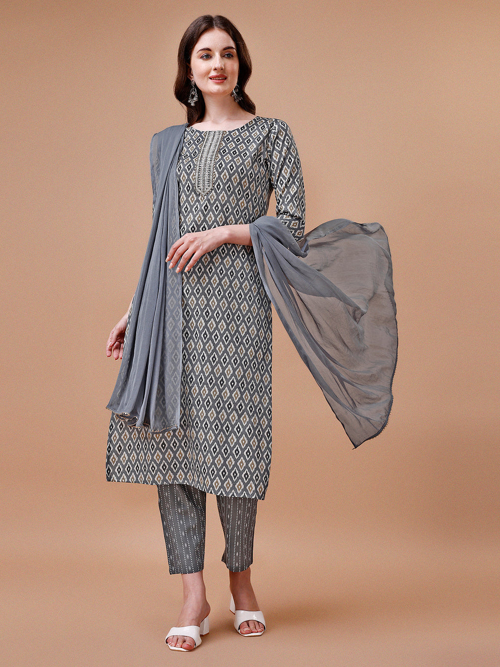 Multicolor ethnic motif printed kurta set with matching dupatta