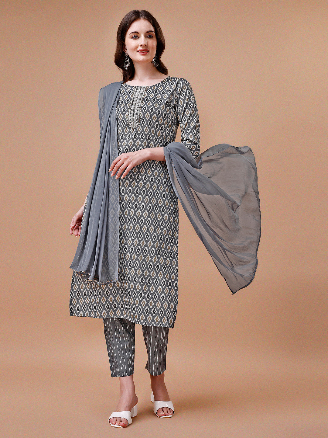 Multicolor ethnic motif printed kurta set with matching dupatta
