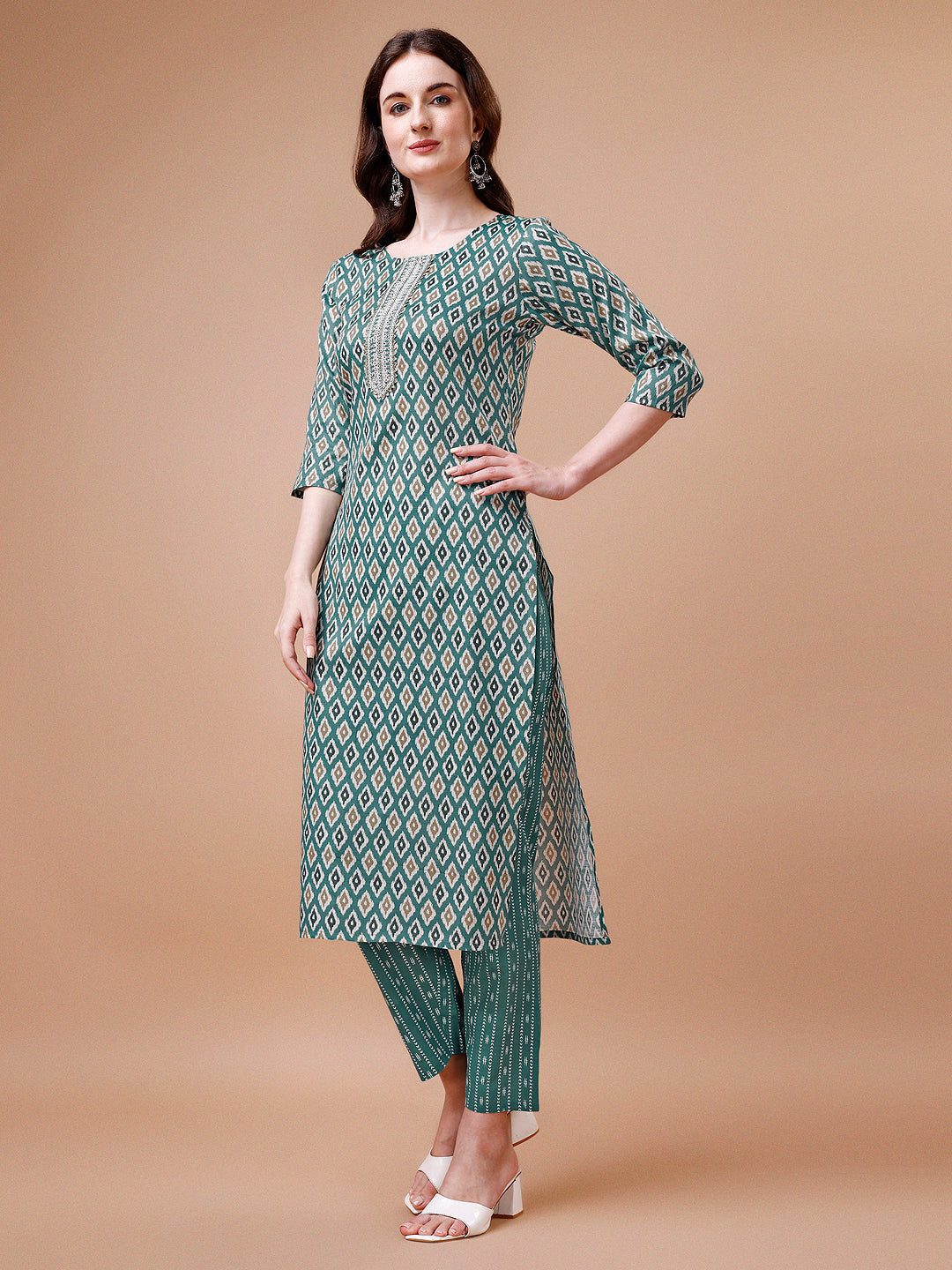 Ethnic Motifs Printed Rayon Kurta Set with Dupatta