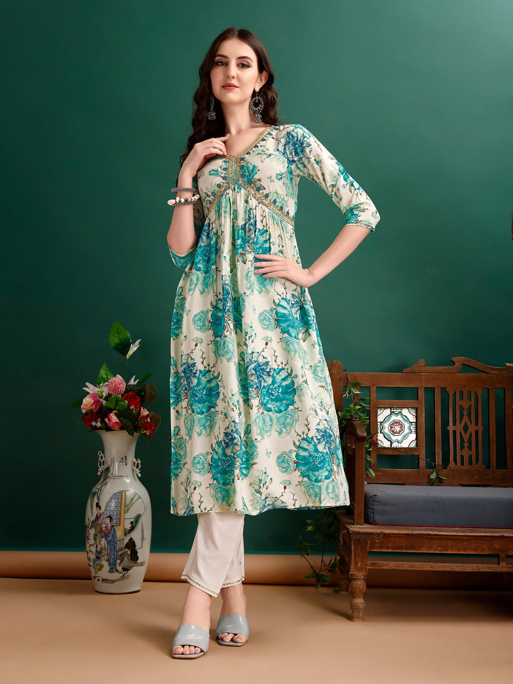 Alia Cut Floral Embroidered Kurta Set with Dupatta - Multicolor
