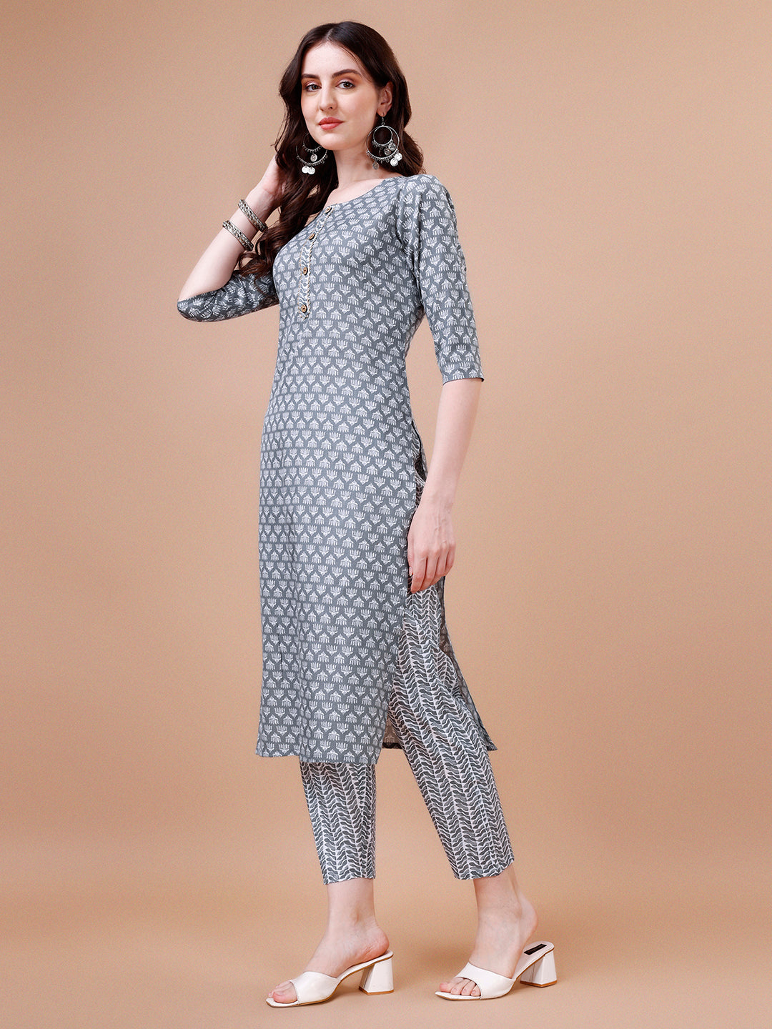 Multicolor Ethnic Motifs Printed Kurta With Pant & Dupatta Set