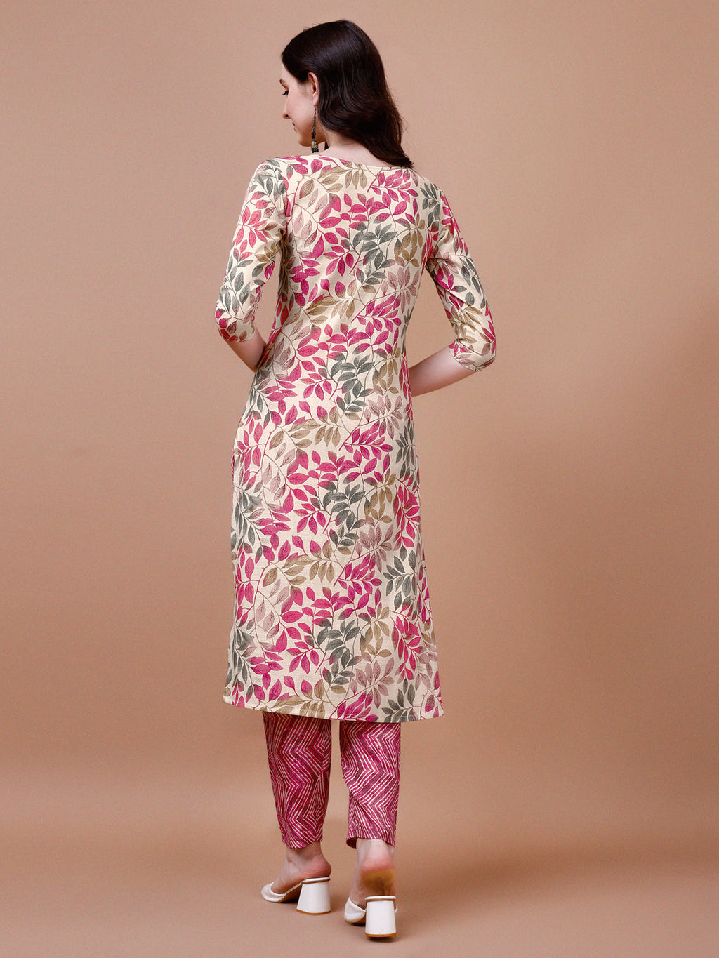 Multicolor Floral Printed Kurta Set with Pant and Dupatta