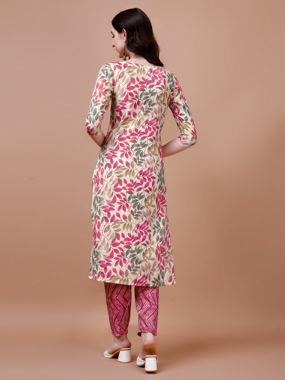 Multicolor Floral Printed Kurta Set with Pant and Dupatta