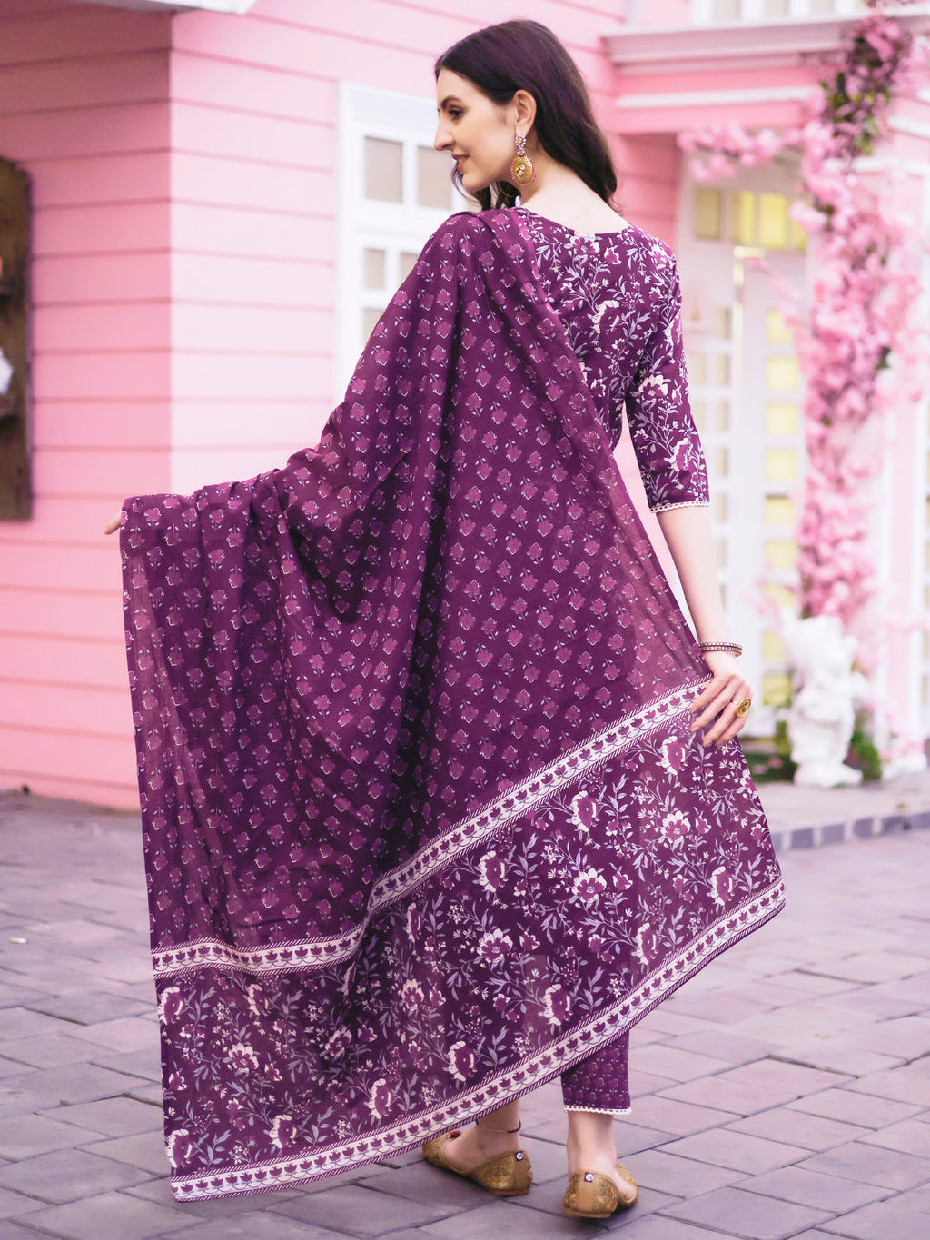 Multicolor Floral Printed Kurta Set with Pant and Dupatta