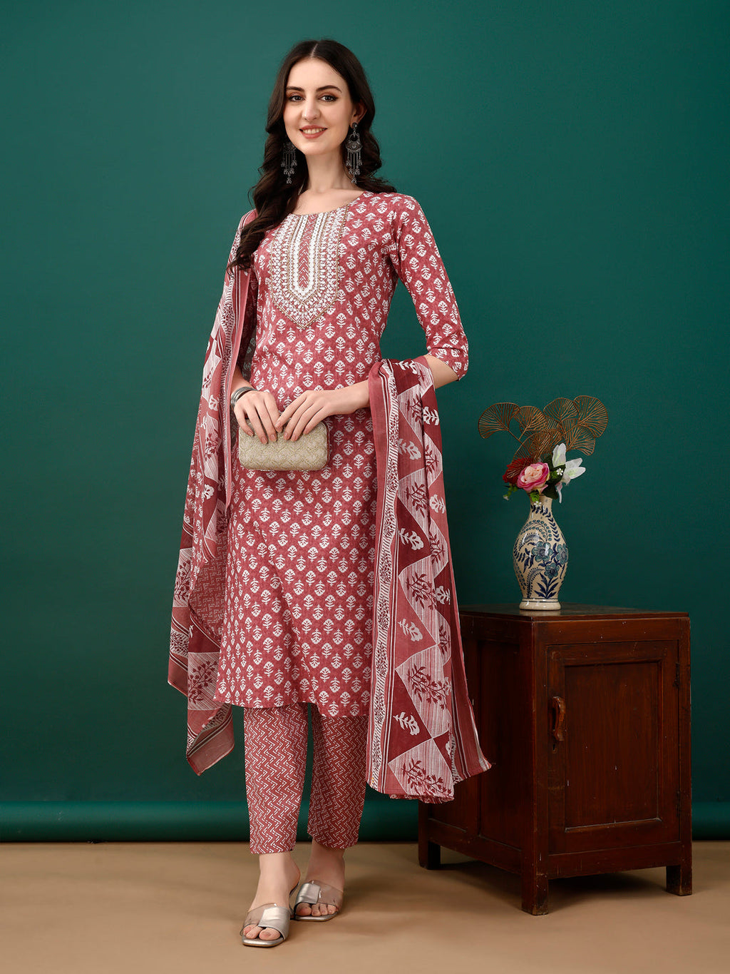 Pink embroidered and printed cotton kurta set with dupatta