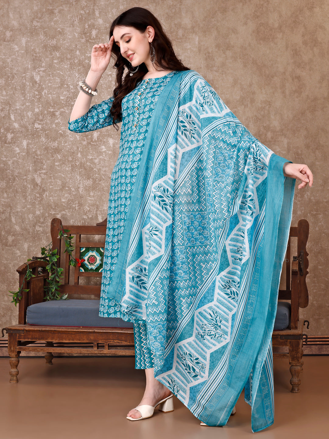 Multicolor Leaf Printed Rayon Kurta Set with Pant and Dupatta