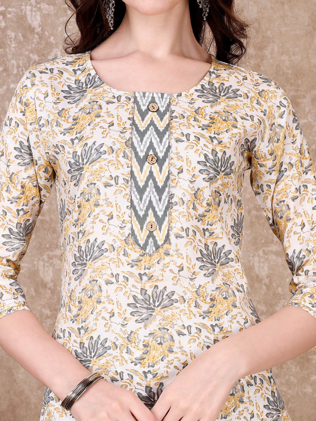 Multicolor Floral Printed Kurta Set with Pant and Dupatta