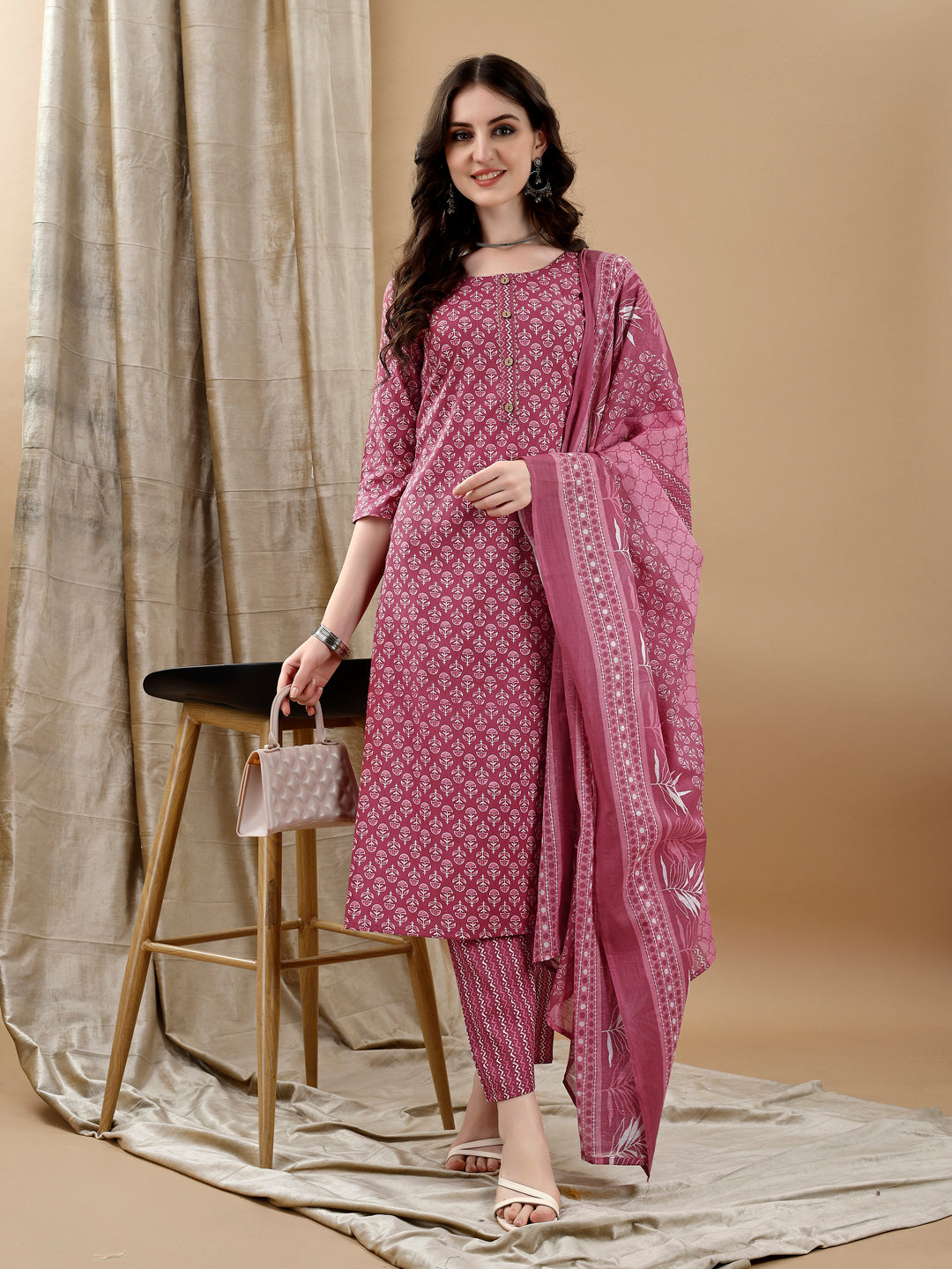 Pink ethnic motifs printed cotton kurta set with matching pants and dupatta