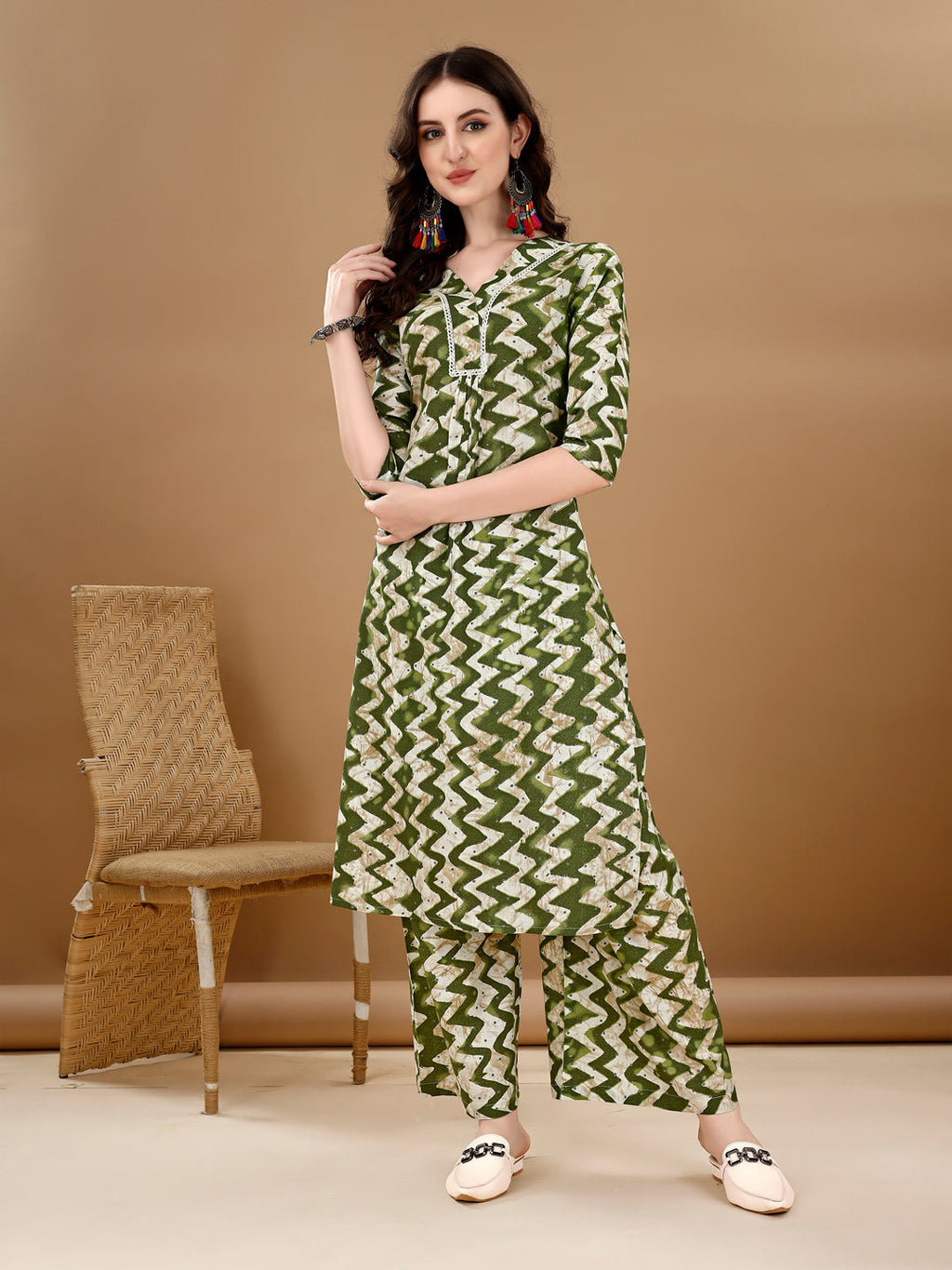 Green Chevron Printed Kurta Set with Palazzo and Dupatta