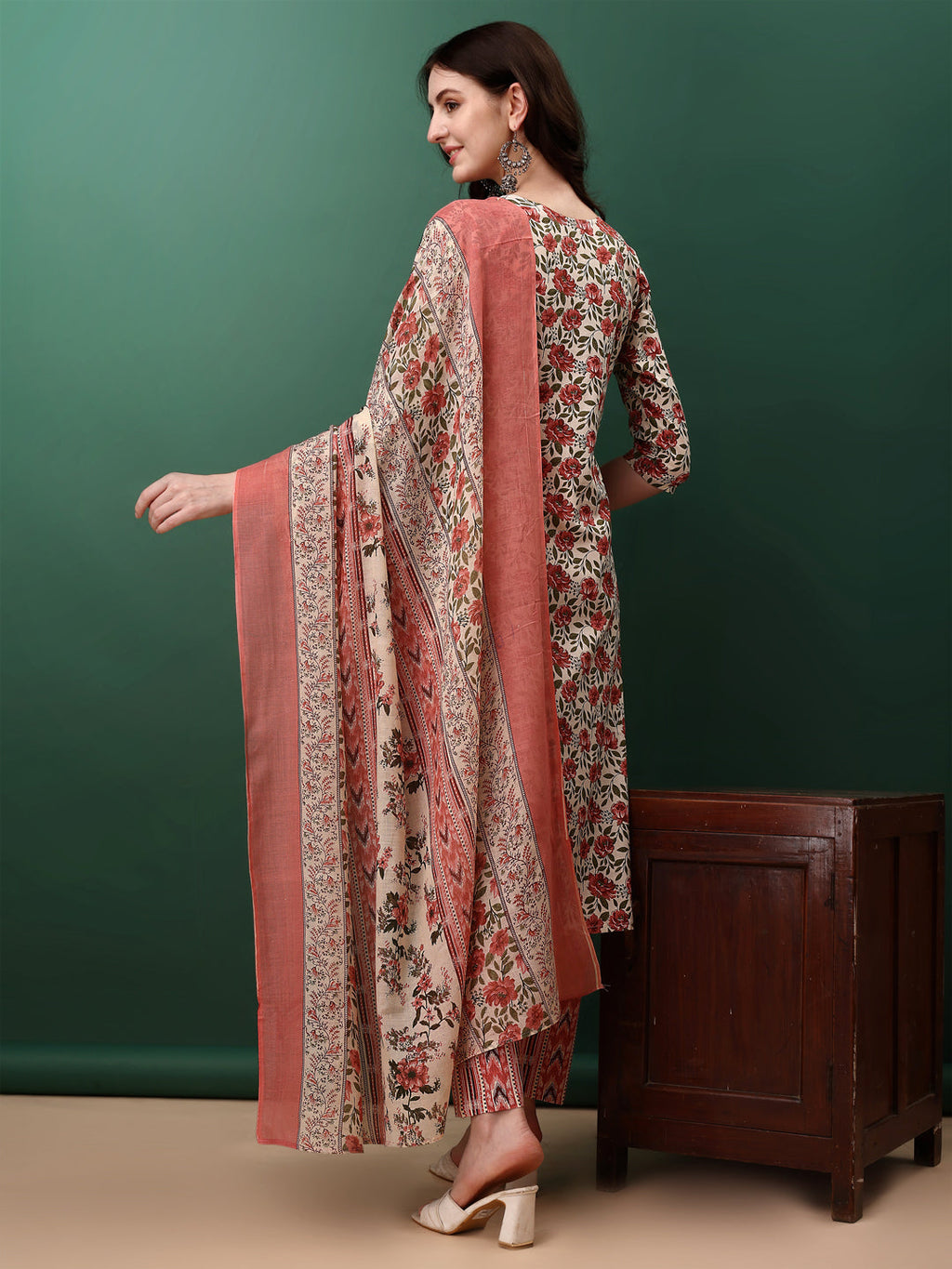 Pink Floral Printed Cotton Kurta Set with 3/4th Sleeves