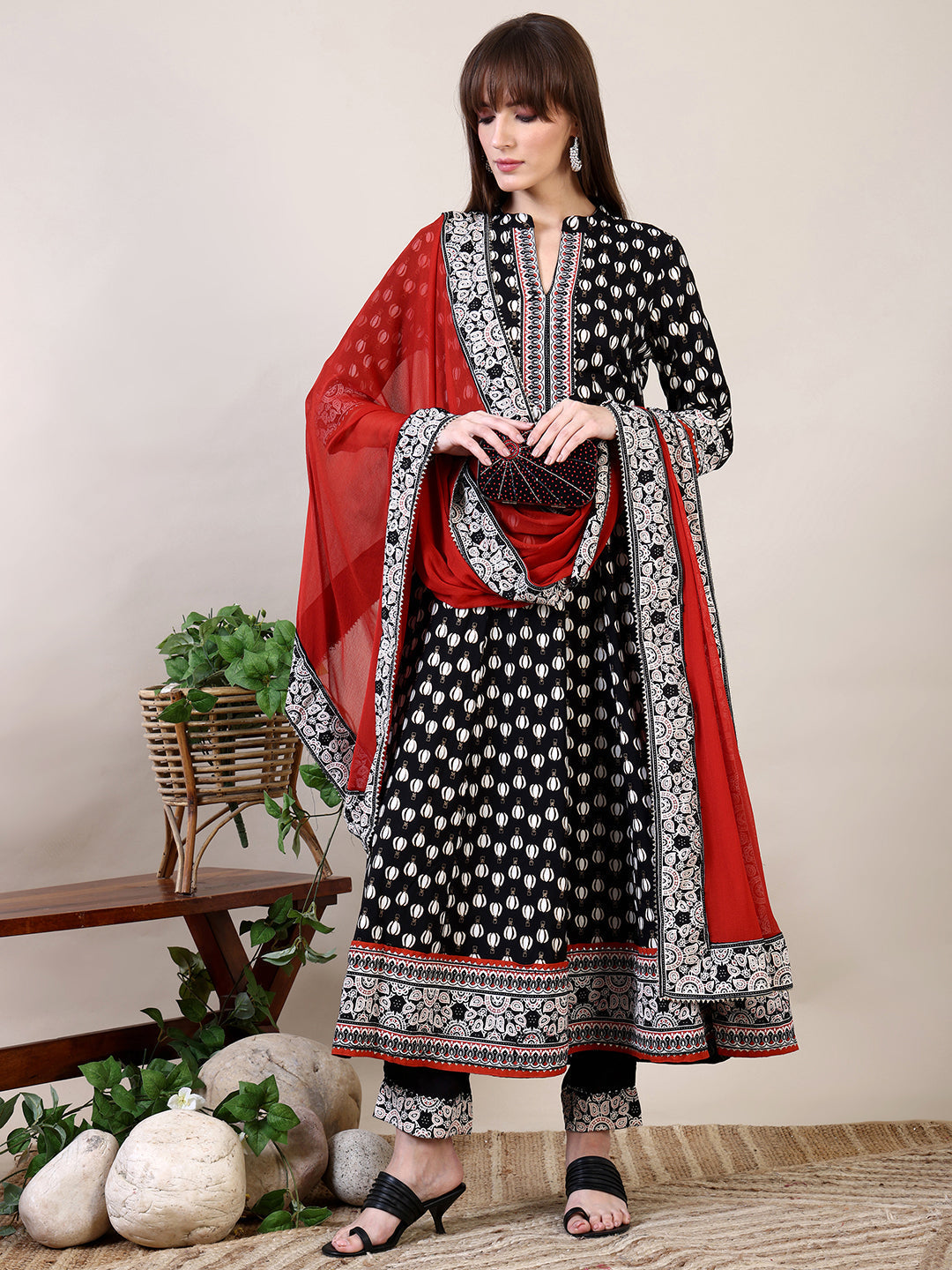 Black flared Anarkali kurta with Khari print, 3/4 sleeves, pants, and matching dupatta