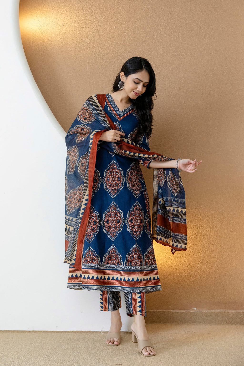 Blue Ethnic Motif Printed Anarkali Kurta Set with Pants & Dupatta