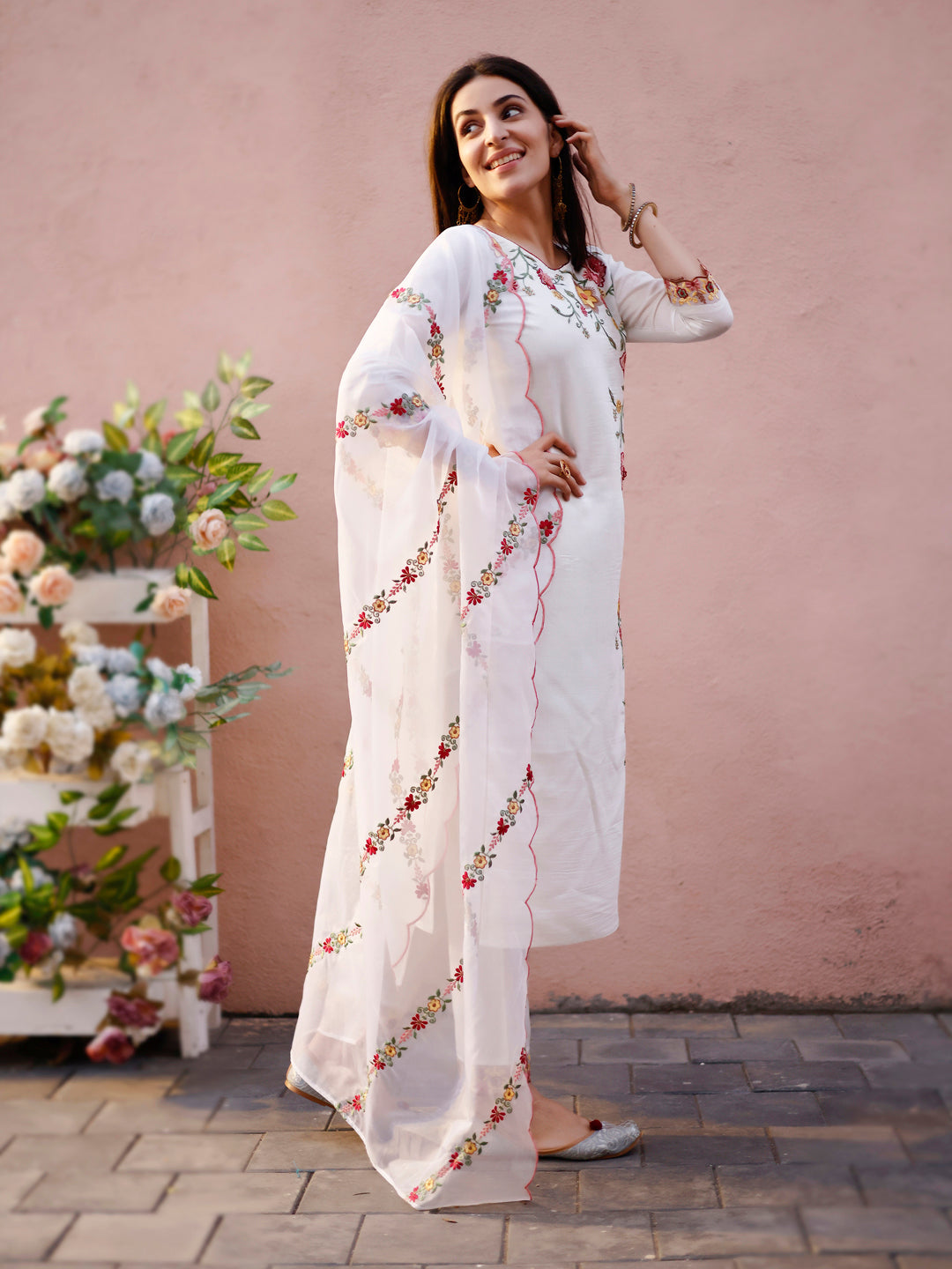 Multicolor Floral Embroidered Kurta Set with Organza Dupatta