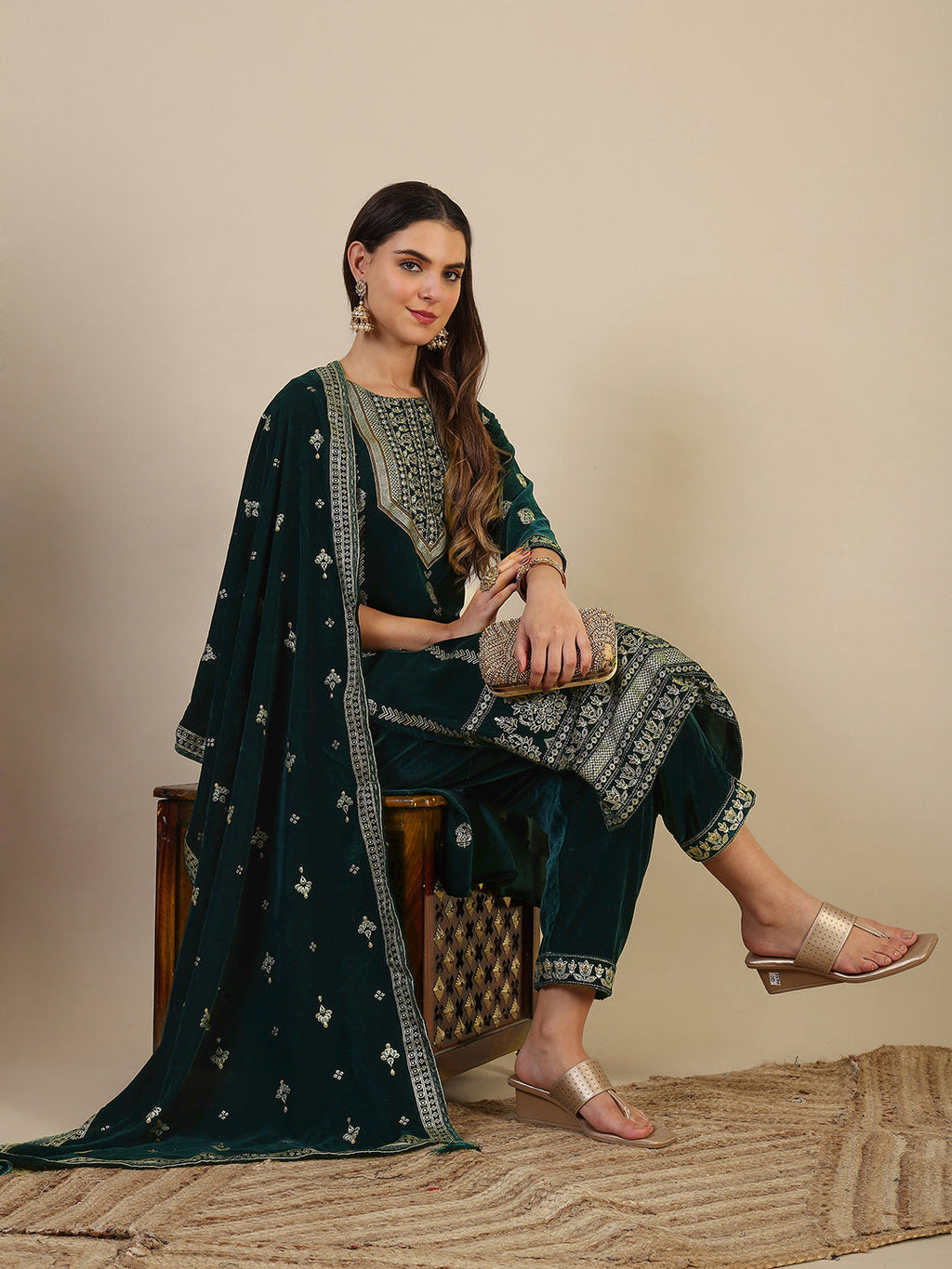 Bottle-Green Velvet Kurta Set with Hand & Foil Print Detailing