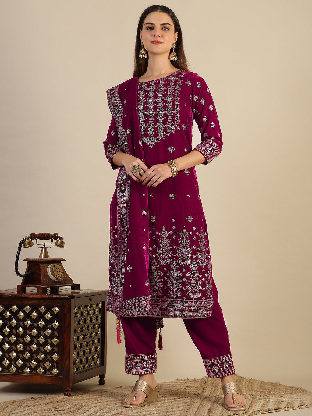Pink Velvet Kurta Set with Hand and Foil Print Details