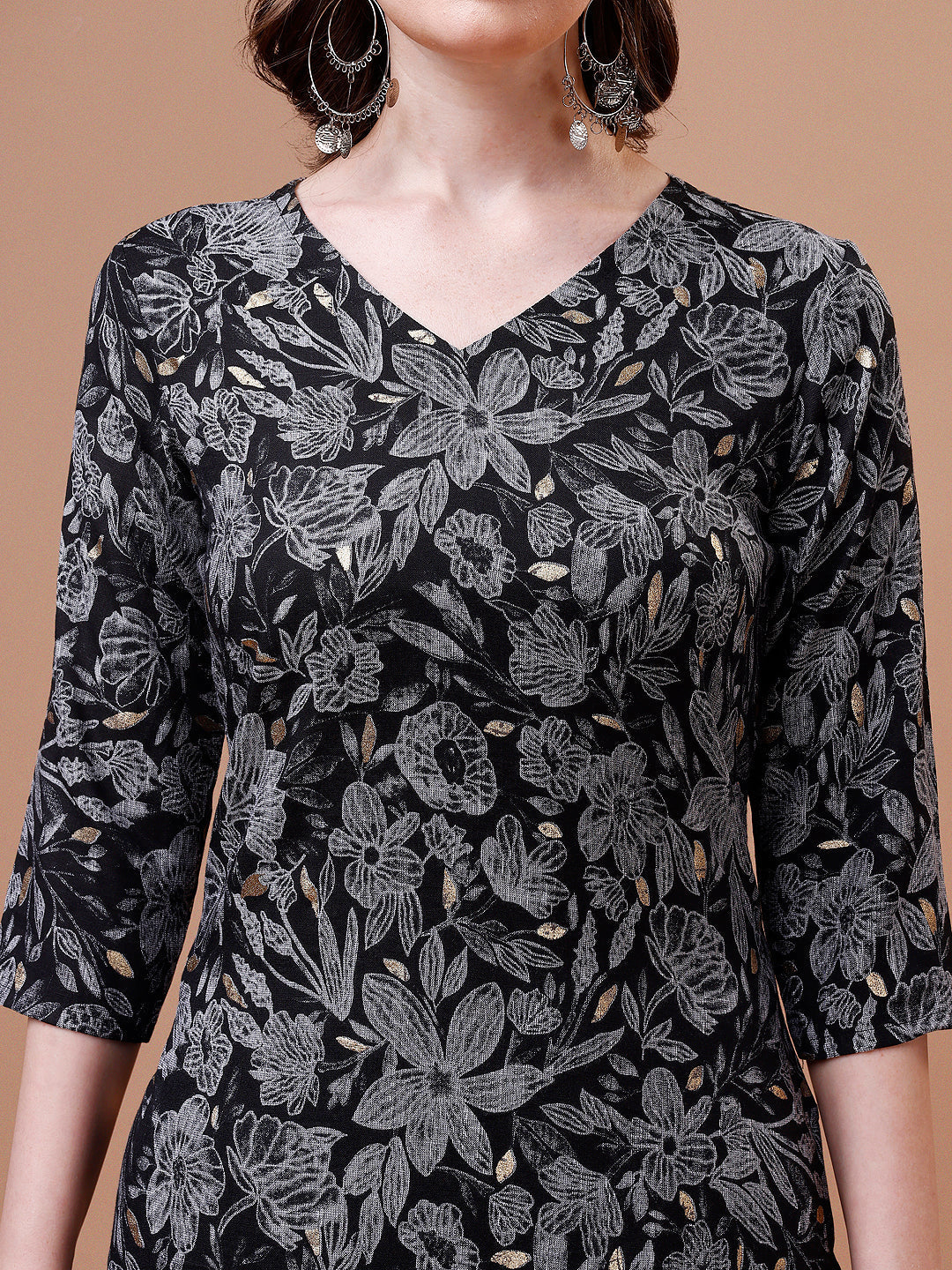 Women Floral Printed Casual Kurta With Pant Set - Multicolor