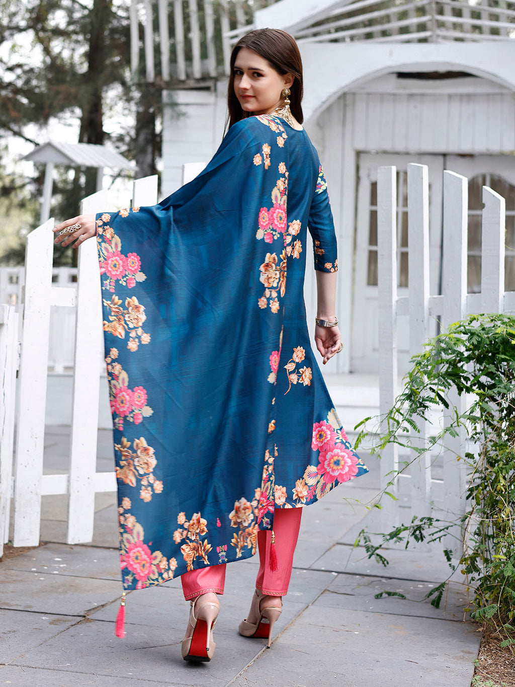 Hand Embroidered Floral Muslin Kurta Set with Dupatta