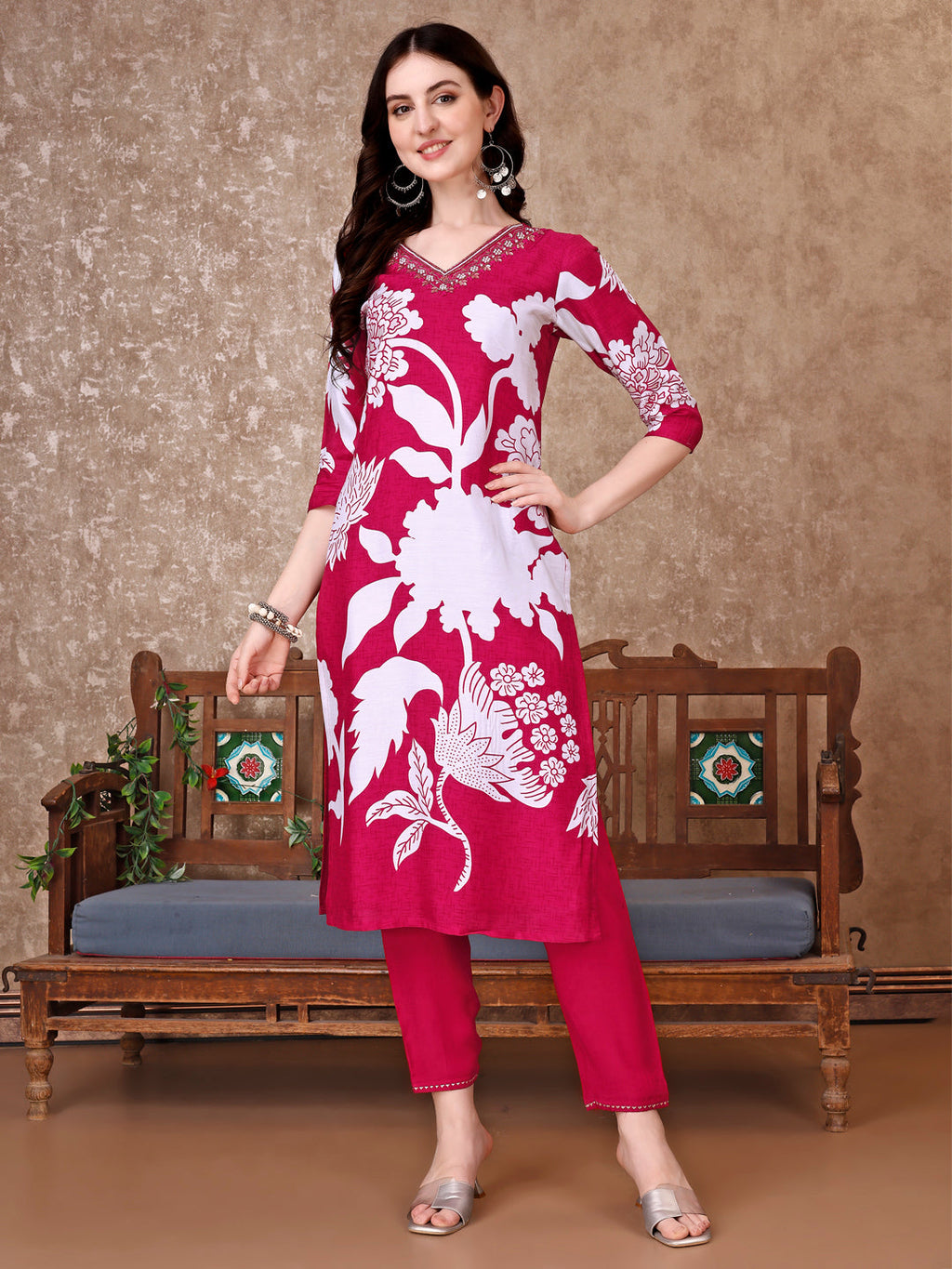 Pink Silk Hand Embroidered Floral Printed Kurta Set